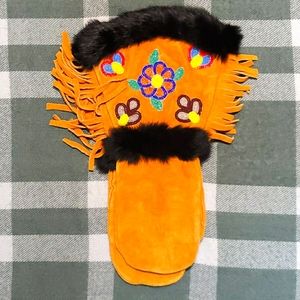 Native Beaded Leather Mittens
